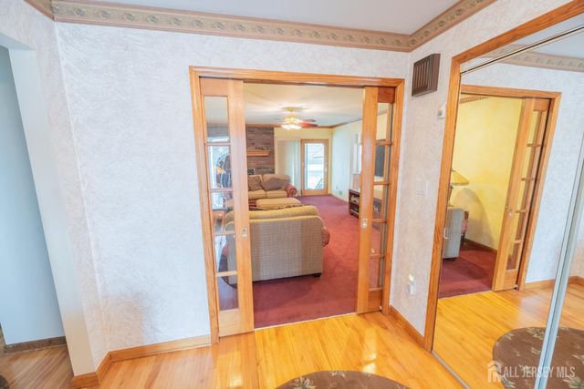 3817 Park Avenue, Edison, NJ 08820