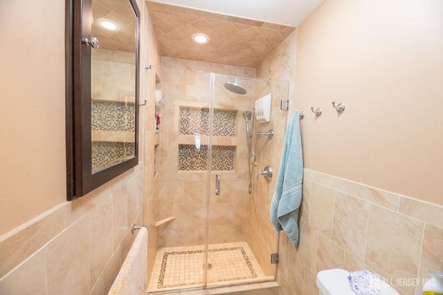 3817 Park Avenue, Edison, NJ 08820