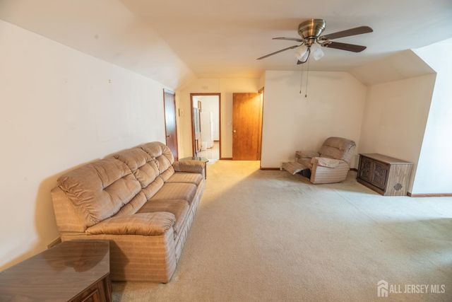 3817 Park Avenue, Edison, NJ 08820