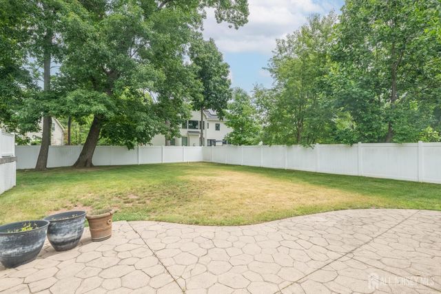 3817 Park Avenue, Edison, NJ 08820