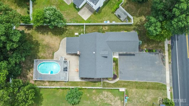 3817 Park Avenue, Edison, NJ 08820
