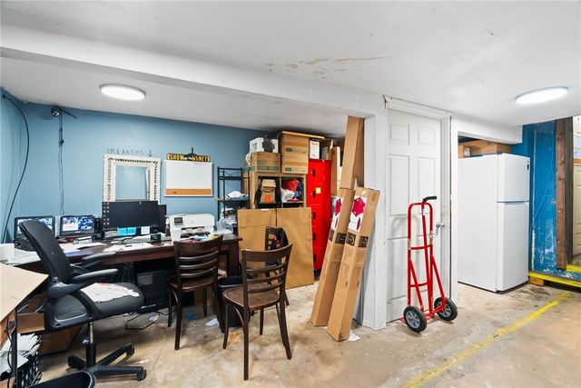 337 S Commercial St, Aransas Pass, TX 78336