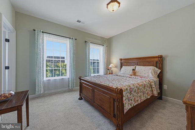 11849 PEPPERVINE DR, Clarksburg, MD 20871