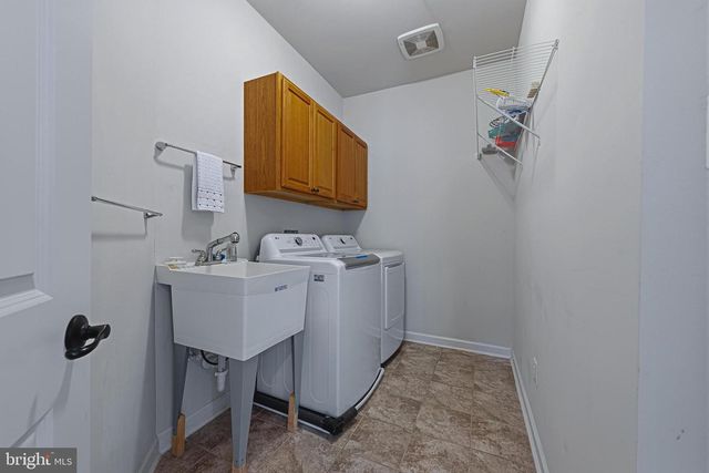 11849 PEPPERVINE DR, Clarksburg, MD 20871