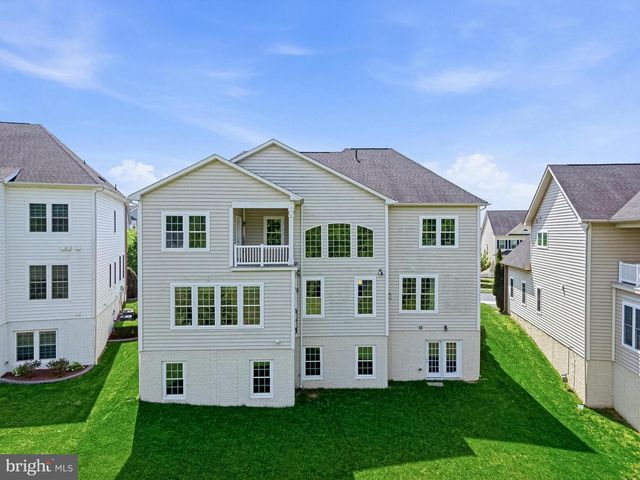 11849 PEPPERVINE DR, Clarksburg, MD 20871