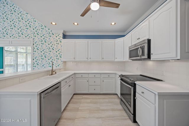 2267 Waterford Drive, Winterville, NC 28590