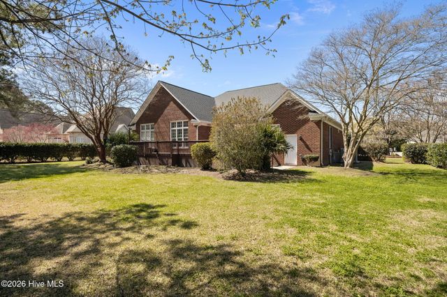 2267 Waterford Drive, Winterville, NC 28590