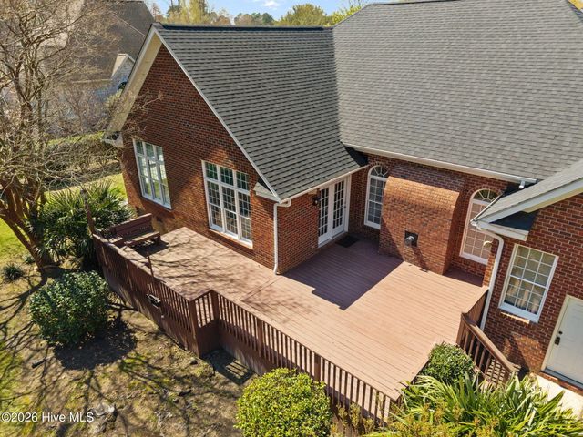 2267 Waterford Drive, Winterville, NC 28590