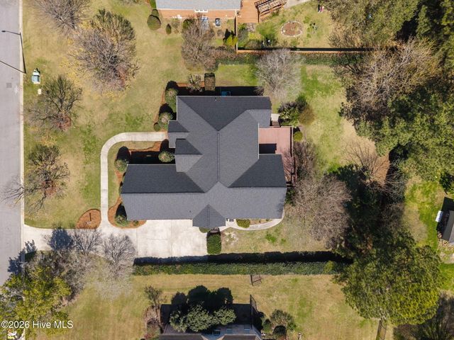 2267 Waterford Drive, Winterville, NC 28590