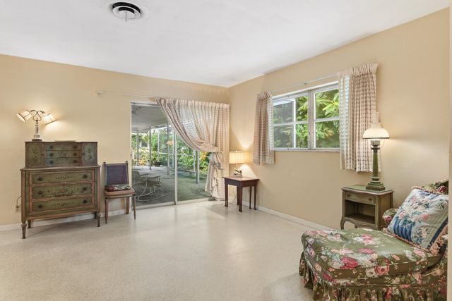 91 SW 11th Avenue, Boca Raton, FL 33486