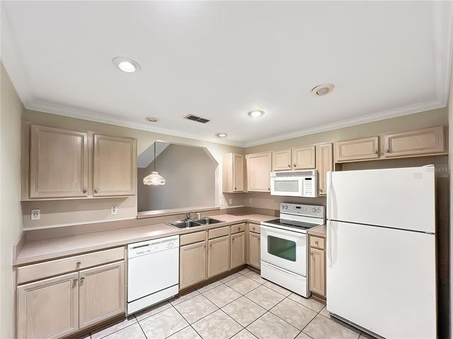 2412 SE 17TH CIRCLE, Ocala, FL 34471