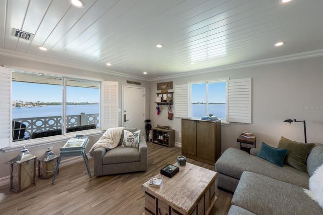 761 JOHN RINGLING BOULEVARD 31, Sarasota, FL 34236