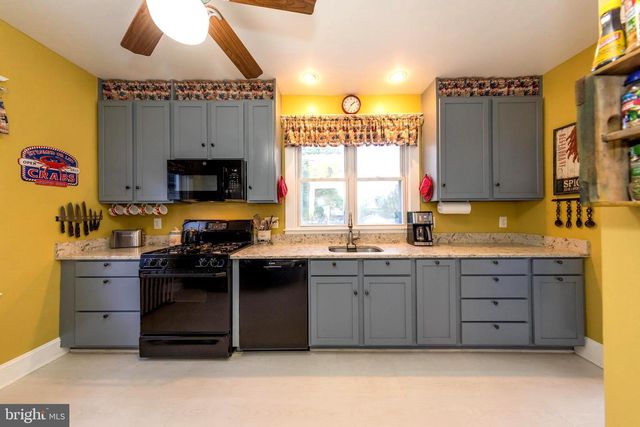 2910 GARNET RD, Parkville, MD 21234