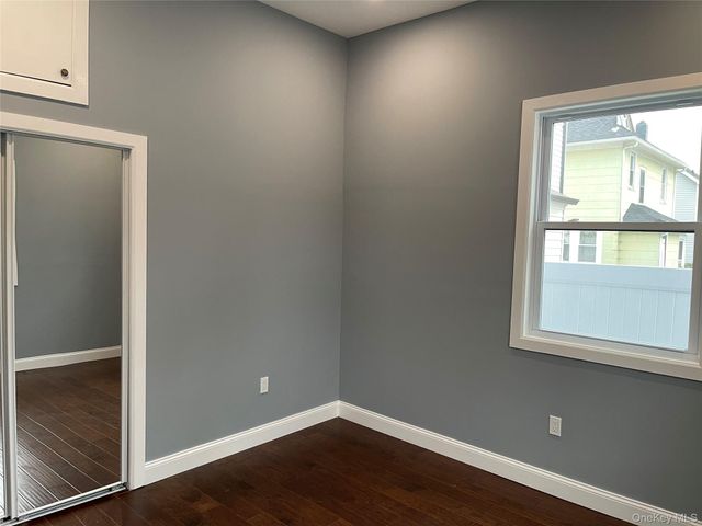 11 Covert Street, Hempstead, NY 11550