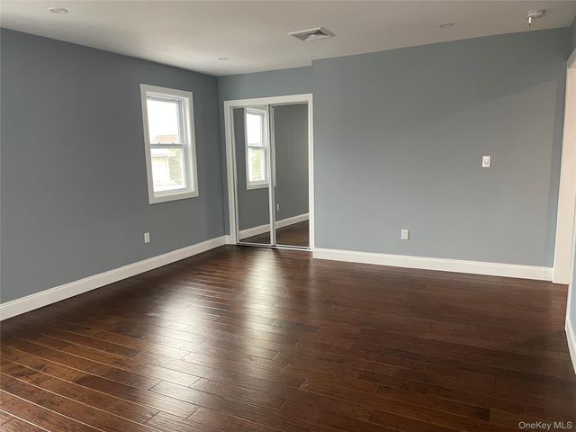 11 Covert Street, Hempstead, NY 11550