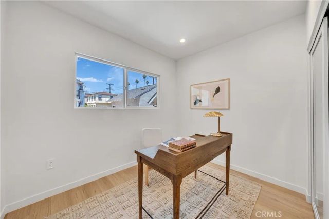 1606 N Kingsley, Los Angeles, CA 90027