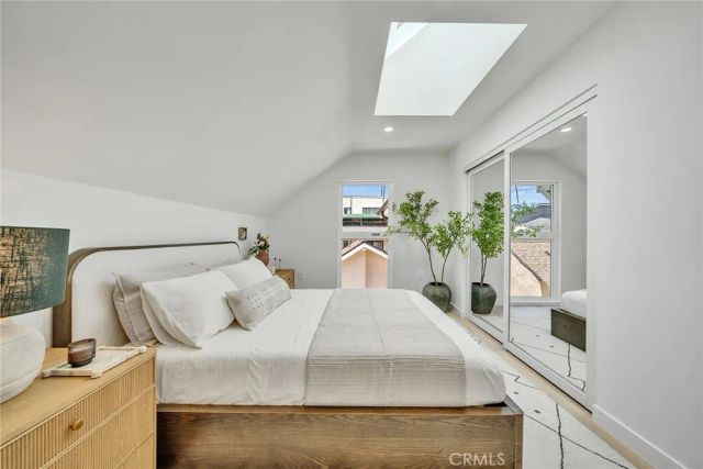 1606 N Kingsley, Los Angeles, CA 90027