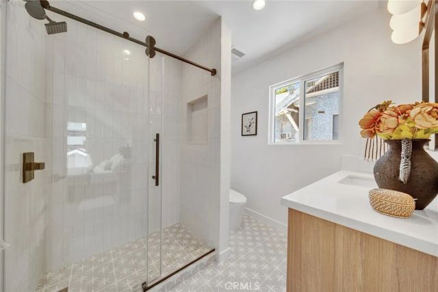 1606 N Kingsley, Los Angeles, CA 90027