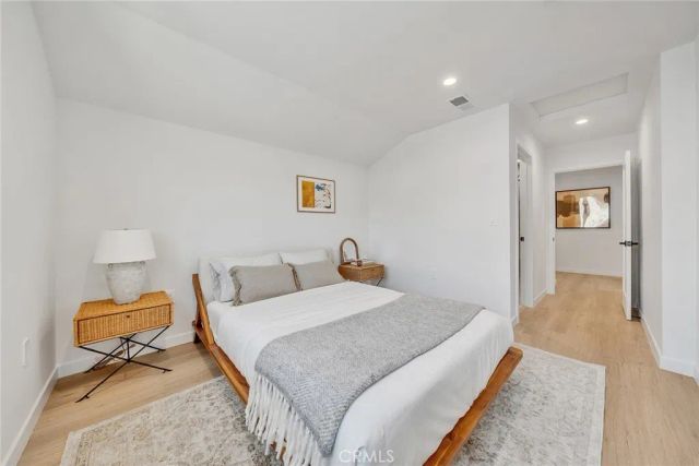 1606 N Kingsley, Los Angeles, CA 90027