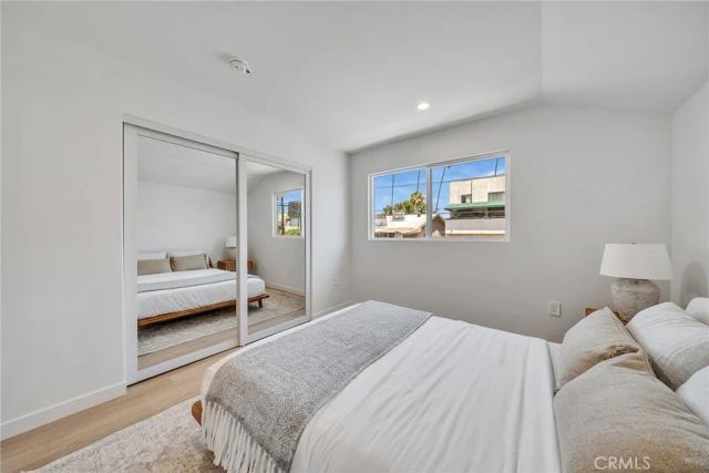 1606 N Kingsley, Los Angeles, CA 90027