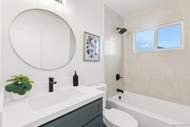 1751 39Th St, San Diego, CA 92105