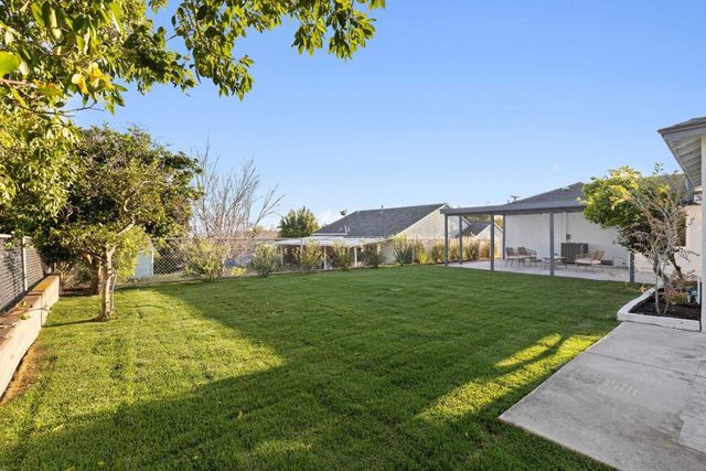 1751 39Th St, San Diego, CA 92105