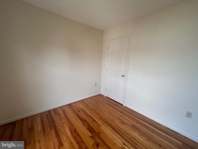 222 WATERFORD LN, Winchester, VA 22602