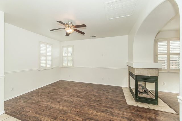 704 W Riviera Lane, Clovis, CA 93619