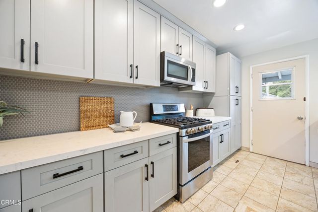 350 Glen Summer Road, Pasadena, CA 91105