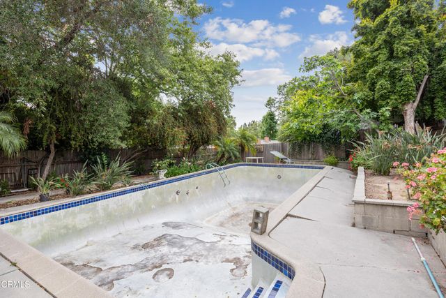 350 Glen Summer Road, Pasadena, CA 91105