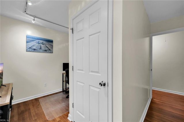 105 Evergreen CIR, Seaford, VA 23696