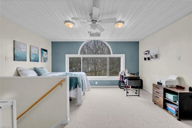 105 Evergreen CIR, Seaford, VA 23696