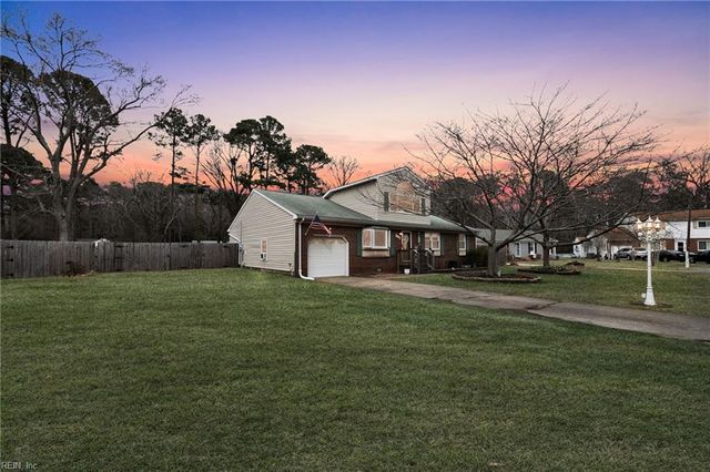 105 Evergreen CIR, Seaford, VA 23696