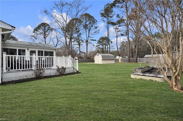 105 Evergreen CIR, Seaford, VA 23696