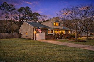 105 Evergreen CIR, Seaford, VA 23696