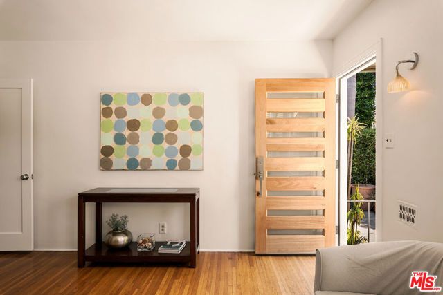 728 Pacific Street, Santa Monica, CA 90405