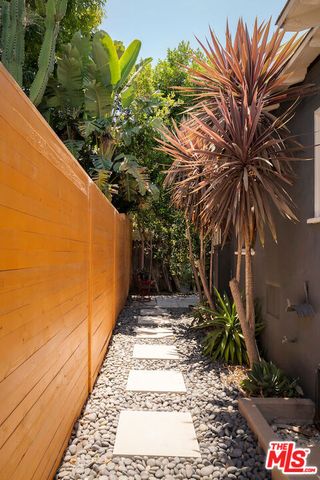 728 Pacific Street, Santa Monica, CA 90405