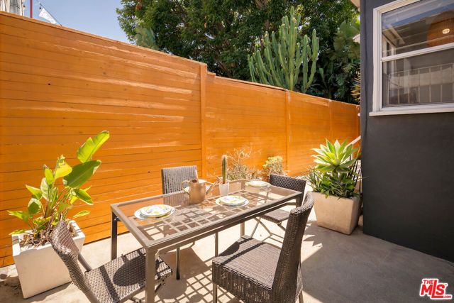 728 Pacific Street, Santa Monica, CA 90405
