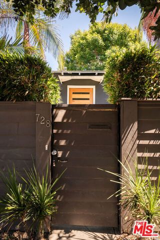728 Pacific Street, Santa Monica, CA 90405