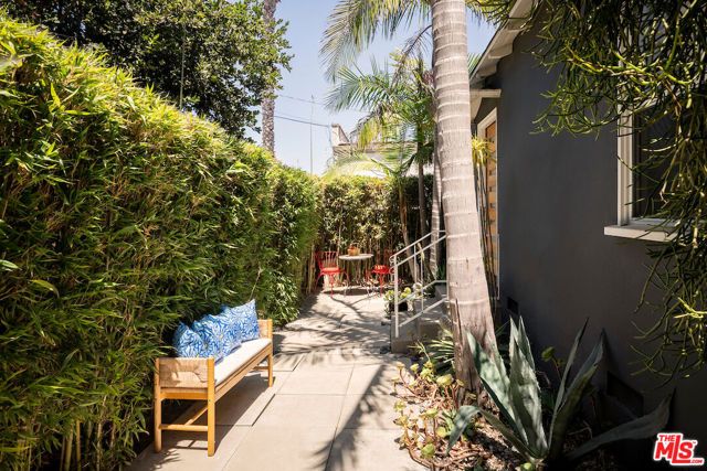 728 Pacific Street, Santa Monica, CA 90405