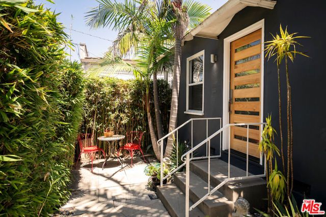 728 Pacific Street, Santa Monica, CA 90405