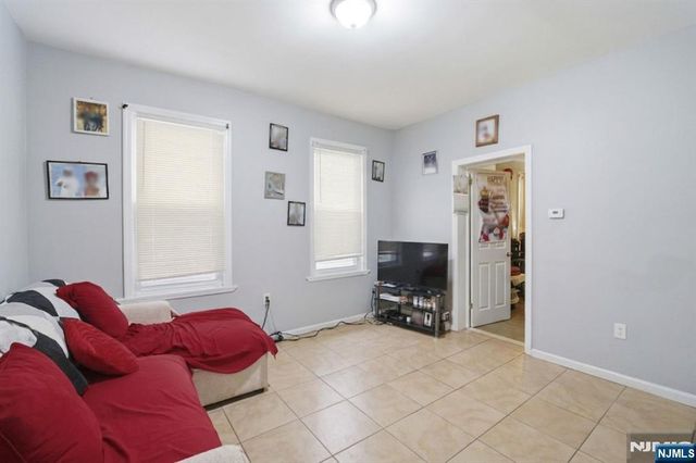 550 Norwood Street, East Orange, NJ 07018