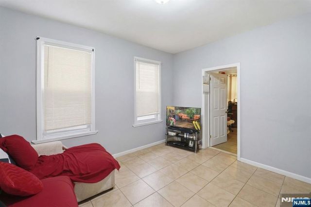 550 Norwood Street, East Orange, NJ 07018