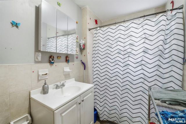 550 Norwood Street, East Orange, NJ 07018