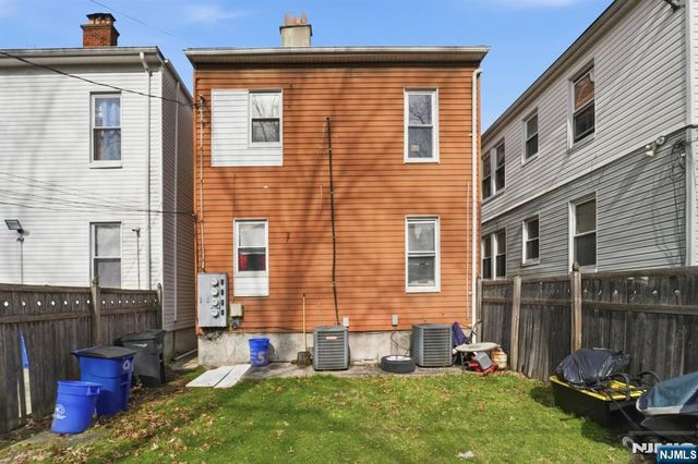 550 Norwood Street, East Orange, NJ 07018