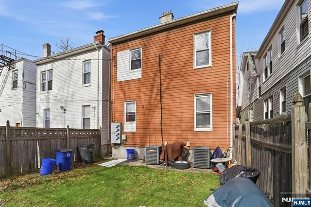 550 Norwood Street, East Orange, NJ 07018