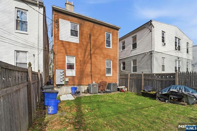 550 Norwood Street, East Orange, NJ 07018