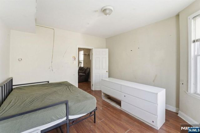 550 Norwood Street, East Orange, NJ 07018