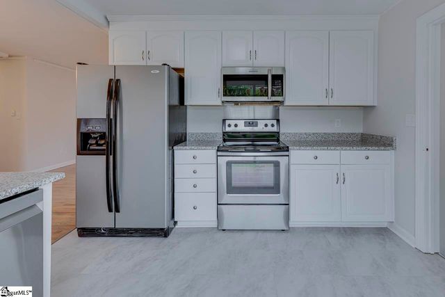 15 Strawberry Drive, Greenville, SC 29617