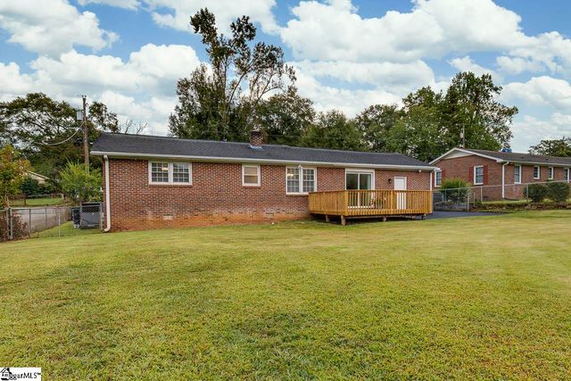 15 Strawberry Drive, Greenville, SC 29617